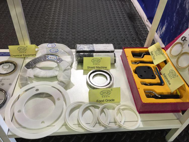 牛奶包裝機械密封圈，高溫、高壓用泵閥墊密封件、盾構機用密封條及油封拆裝工具